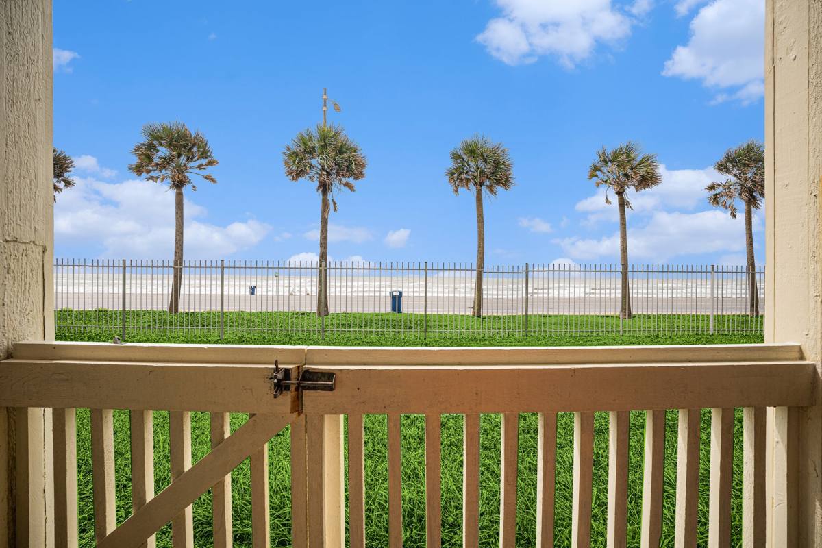 Condo for rent at 7000 Seawall Blvd #1011, Galveston, TX 77551