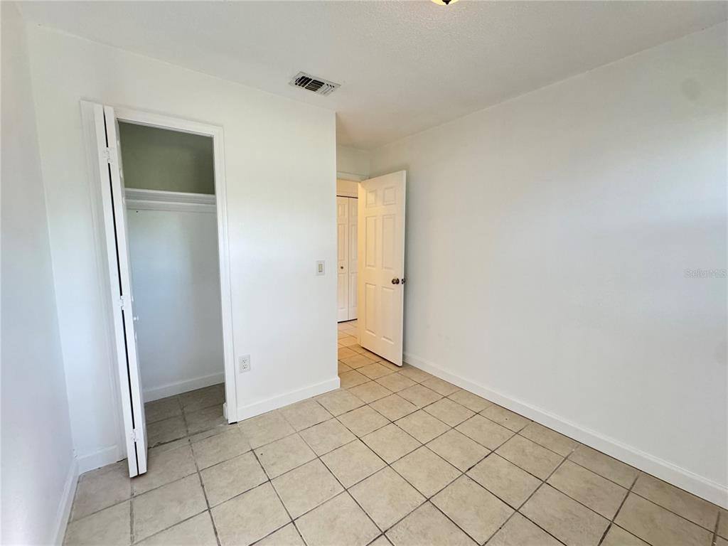 Apartment for rent at 4883 N Pine Hills Rd #4881, Orlando, FL 32808