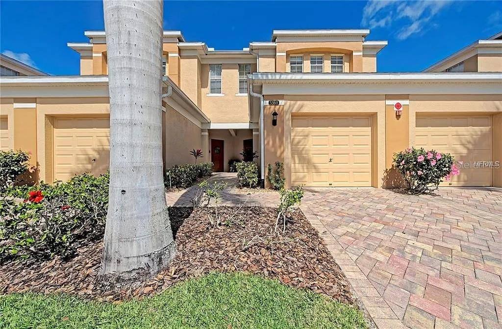 Townhouse for rent at 5360 Mang Place #1405, Sarasota, FL 34238