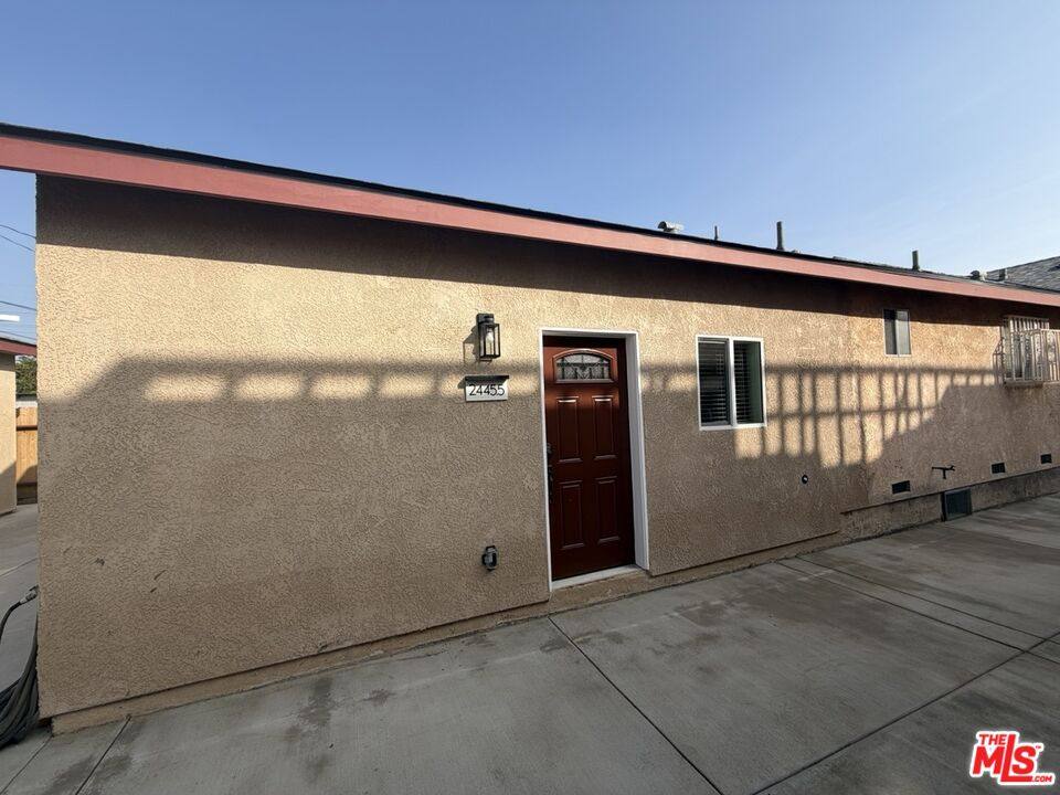 Apartment for rent at 2445 Harwood St #24452445 5, Los Angeles, CA 90031