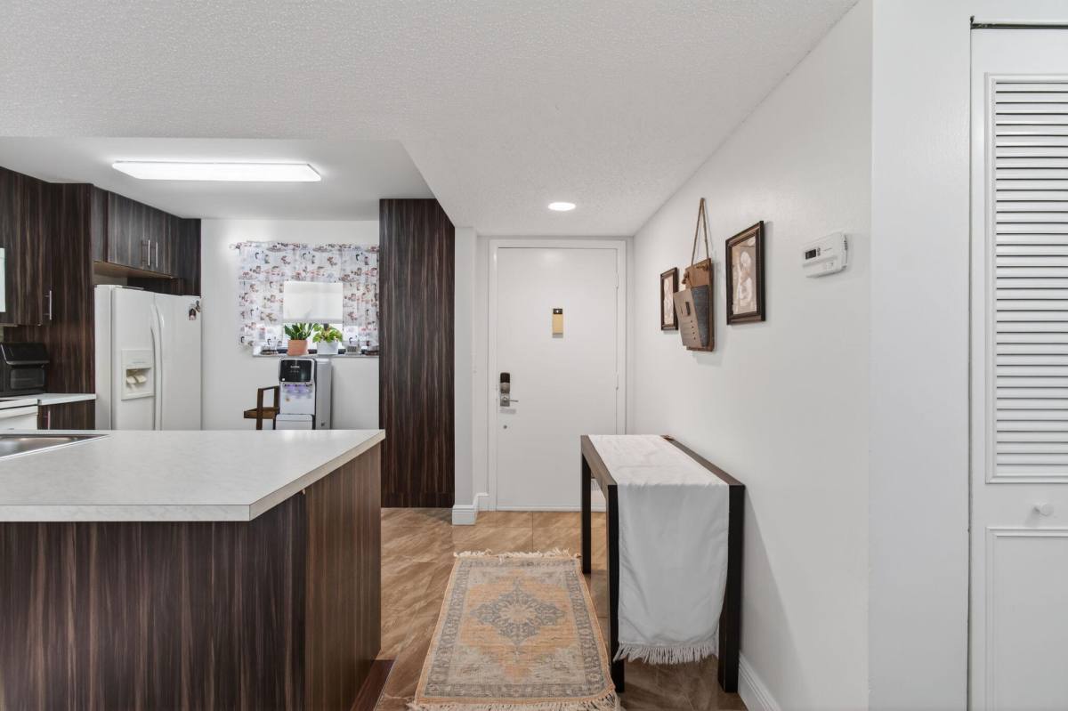 Condo for rent at 5220 Las Verdes Circle #322, Delray Beach, FL 33484