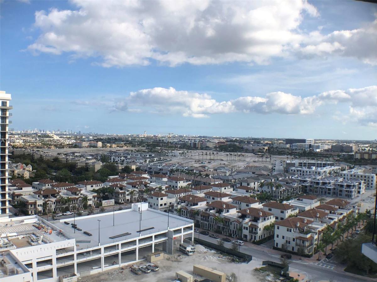 Condo for rent at 5252 NW 85th Ave #1607, Miami, FL 33166
