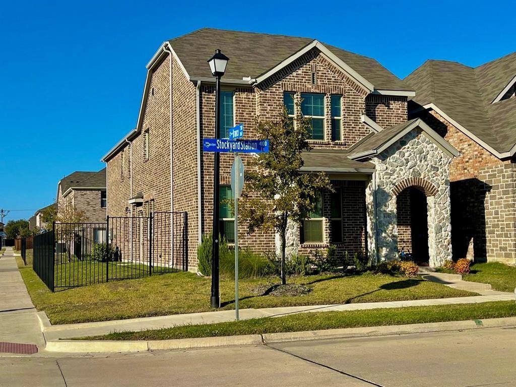 Apartment for rent at 4105 Stockyard Station Lane, Sachse, TX 75048