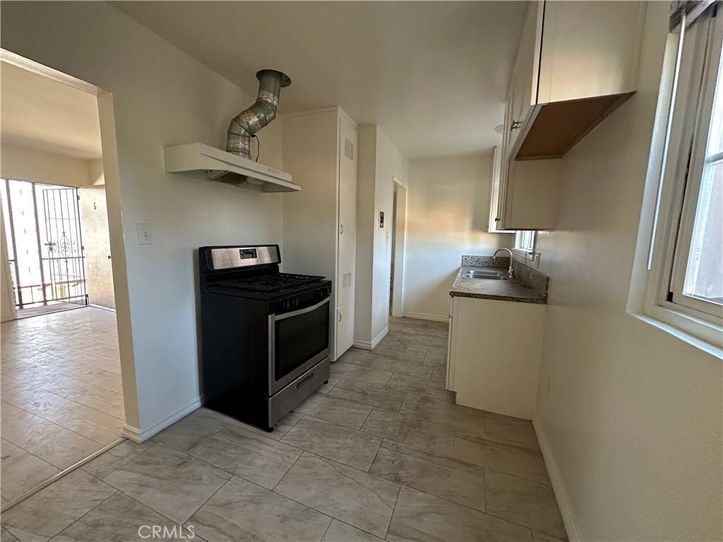 Apartment for rent at 253 E Villa St #253-6, Pasadena, CA 91101
