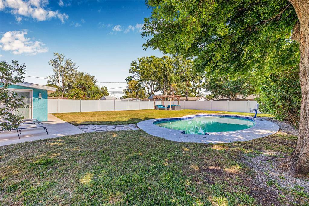 Apartment for rent at 5740 67th Ave N, Pinellas Park, FL 33781