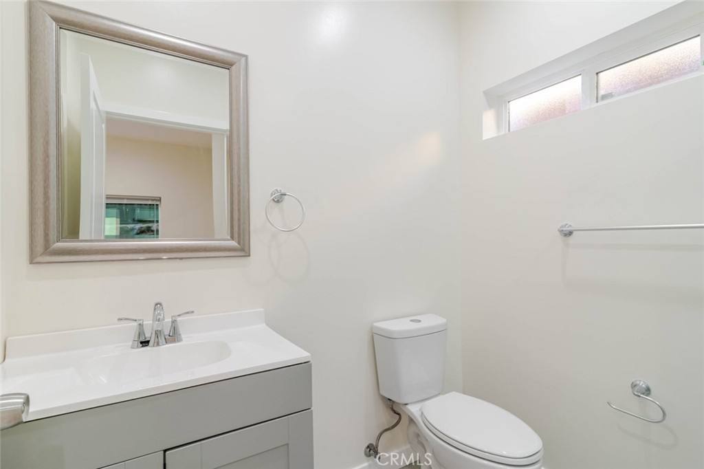 Apartment for rent at 10526 Hillhaven Ave, Tujunga, CA 91042