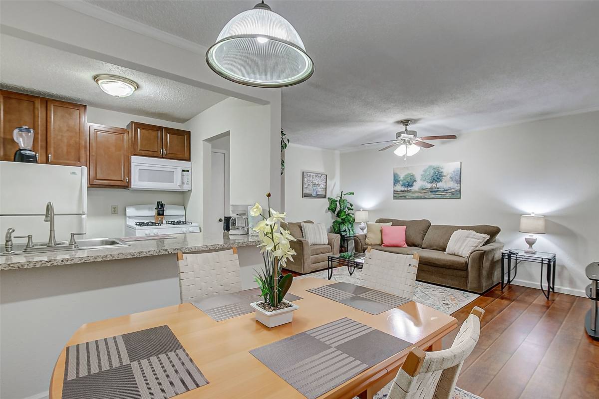 Apartment for rent at 4727 W Alabama St #1128, Houston, TX 77027