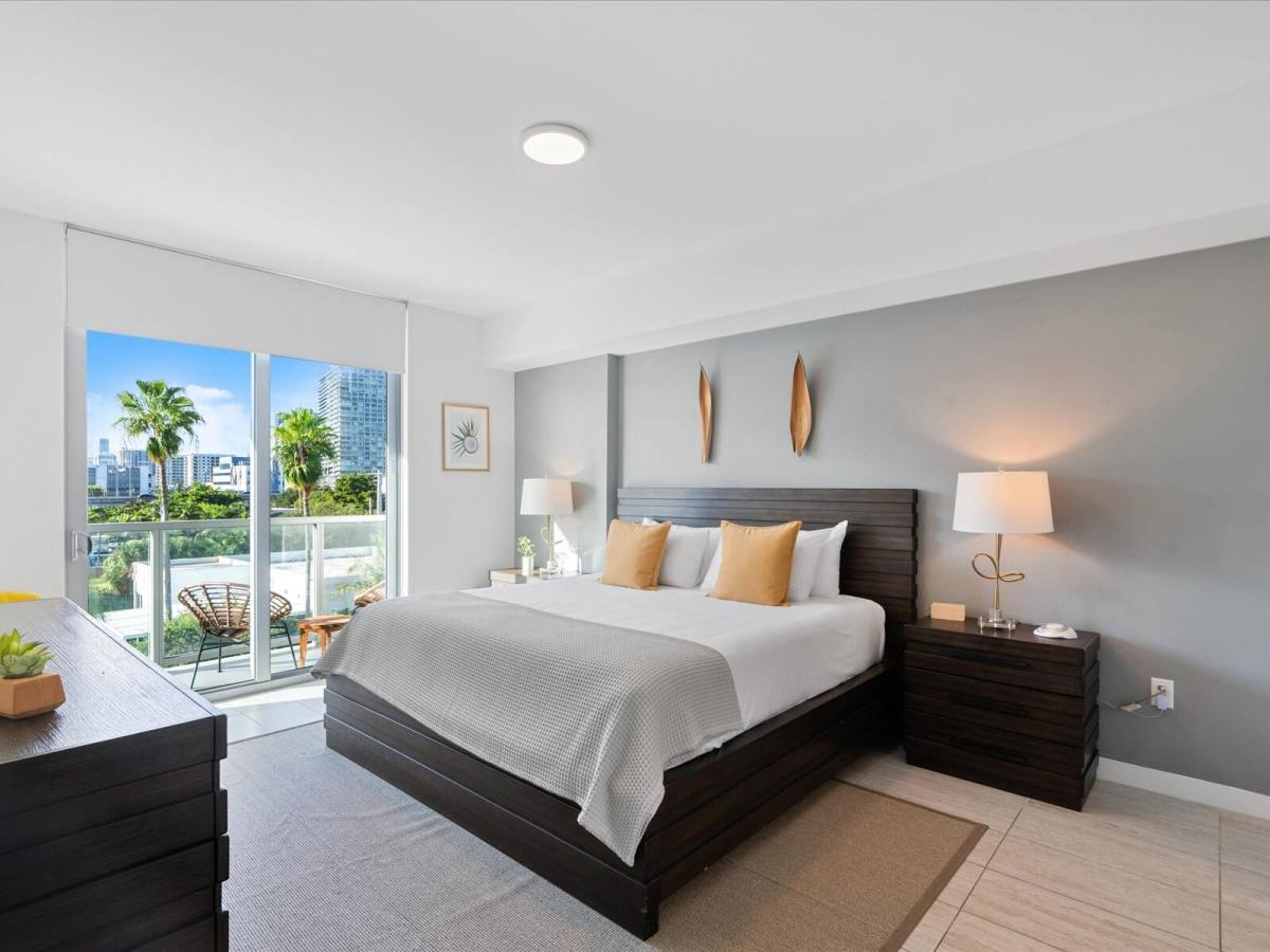 Apartment for rent at 3900 Biscayne Blvd #3900S304, Miami, FL 33137