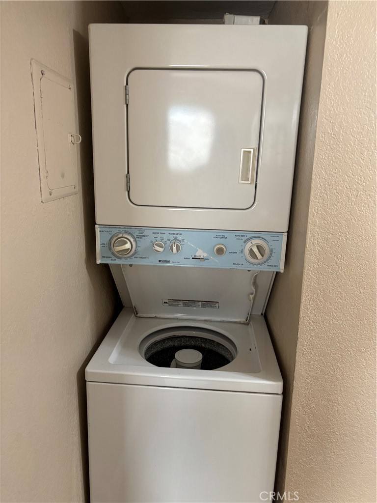 Condo for rent at 2469 W Acacia Ave, Hemet, CA 92545