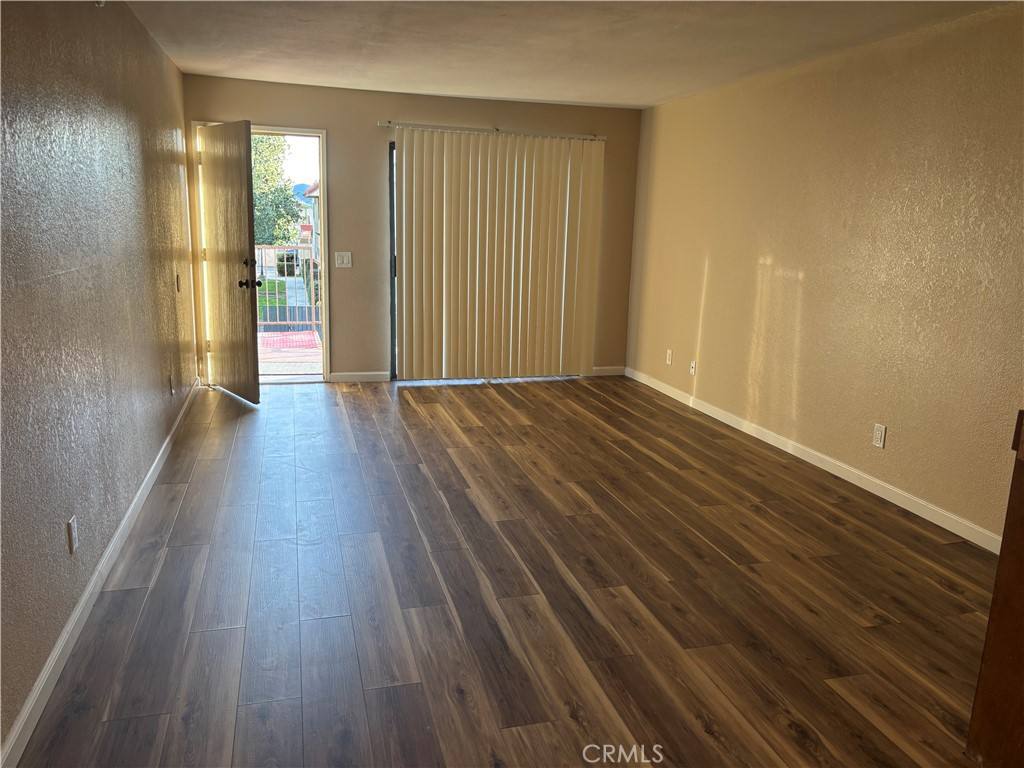 Condo for rent at 2469 W Acacia Ave, Hemet, CA 92545