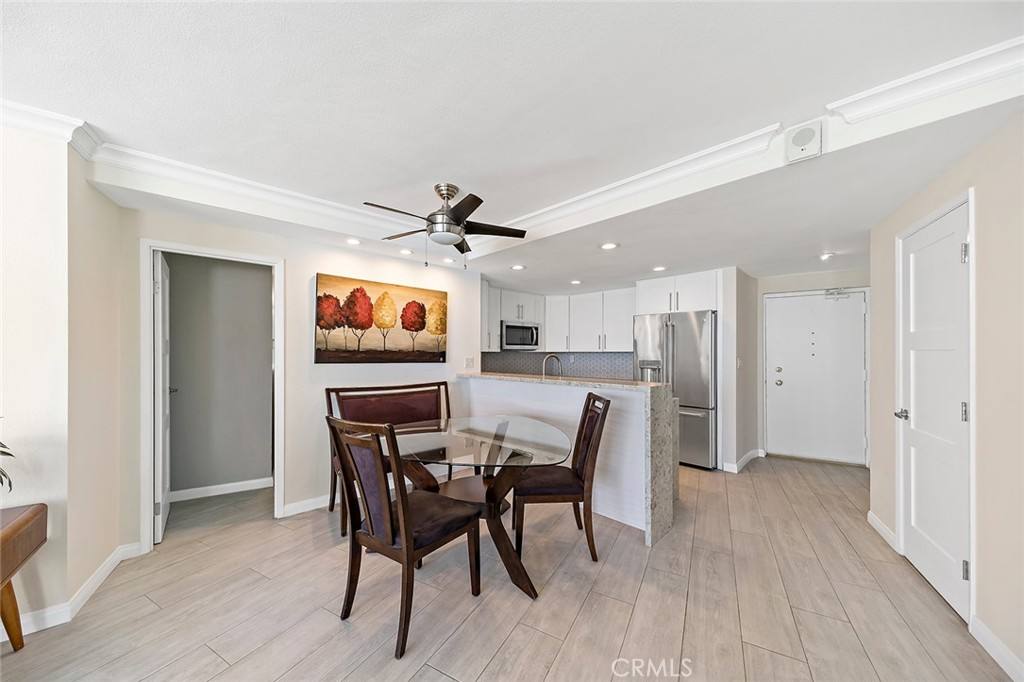 Apartment for rent at 700 E Ocean Blvd #3003, Long Beach, CA 90802