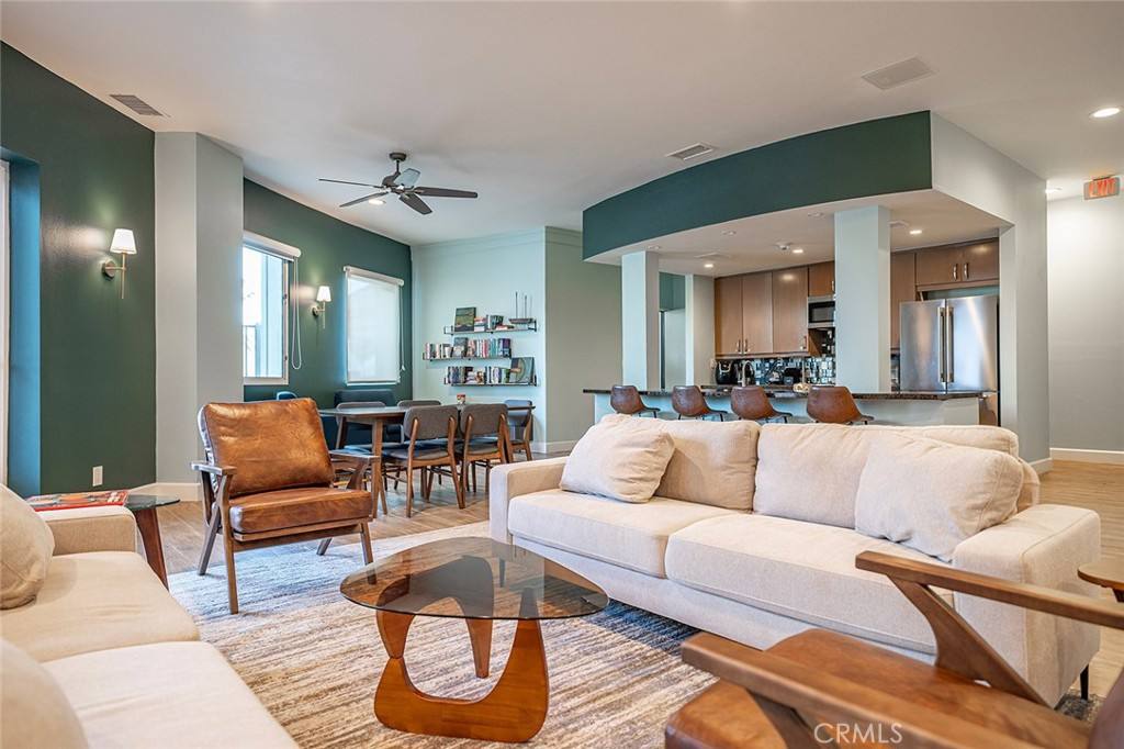 Apartment for rent at 700 E Ocean Blvd #3003, Long Beach, CA 90802