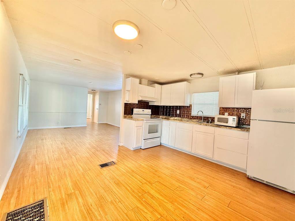 Apartment for rent at 927 Village Dr #927, Wildwood, FL 34785