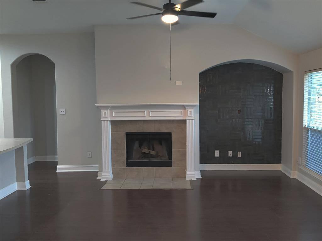 Apartment for rent at 7911 Decoy Dr, Arlington, TX 76002