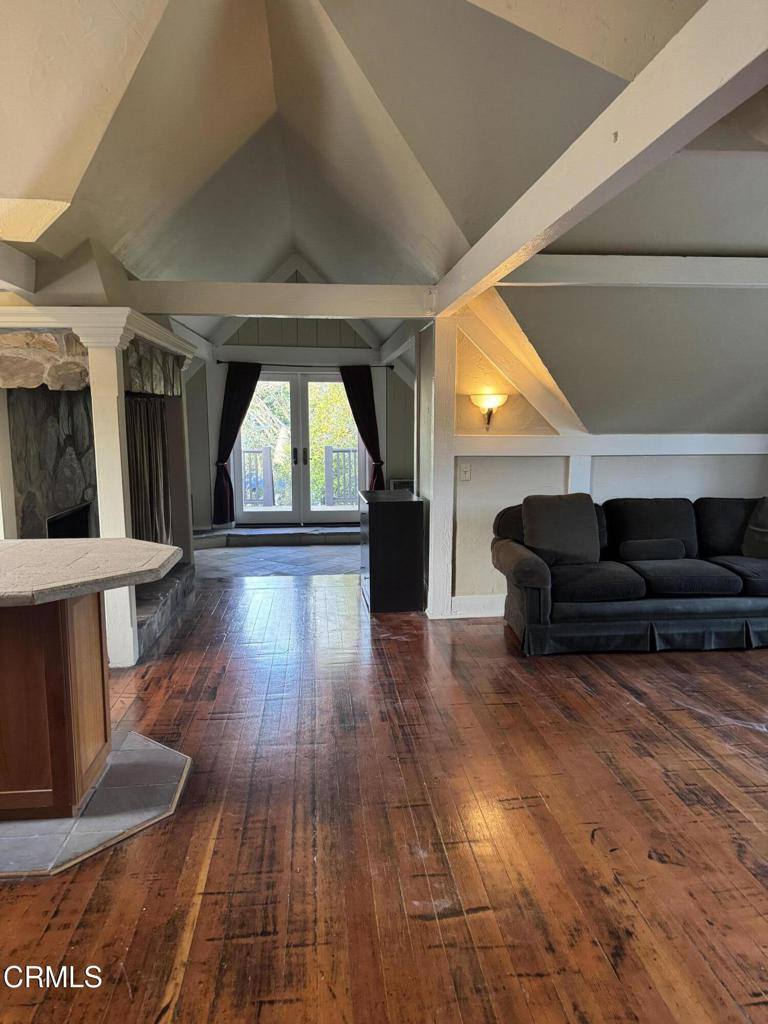 Apartment for rent at 141 N Grand Ave #141CH, Pasadena, CA 91103