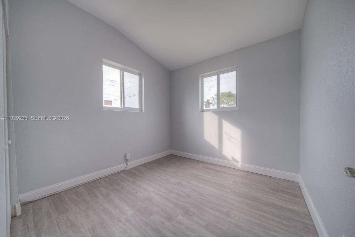 Apartment for rent at 10290 SW 177th St, Miami, FL 33157