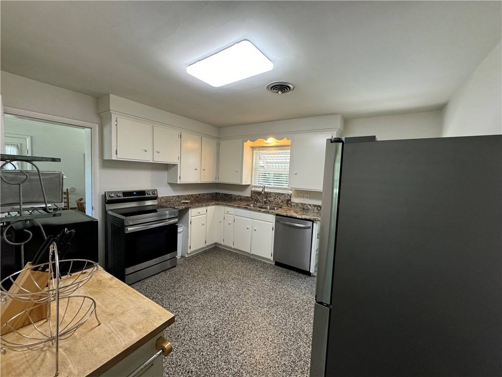 Apartment for rent at 2063 34th Ave, Vero Beach, FL 32960