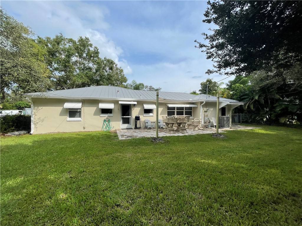 Apartment for rent at 2063 34th Ave, Vero Beach, FL 32960