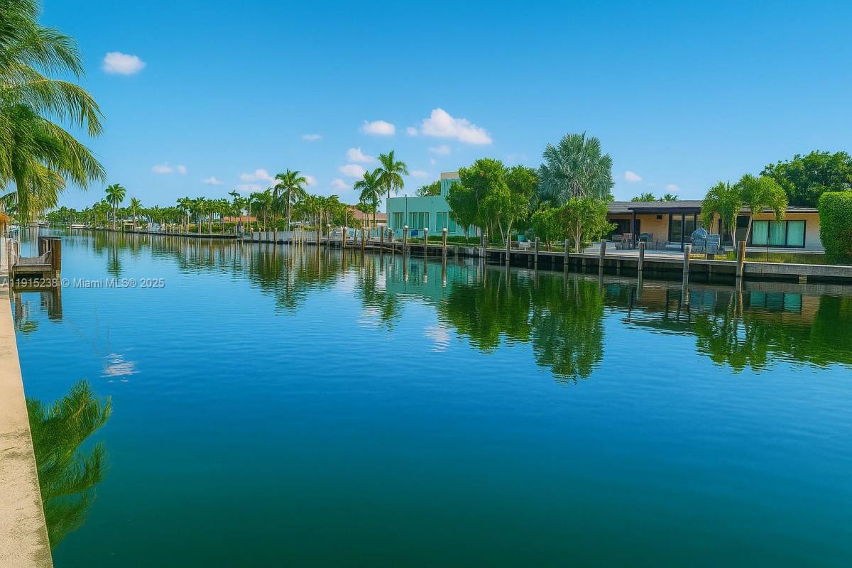 Condo for rent at 1100 Pine Dr #106, Pompano Beach, FL 33060