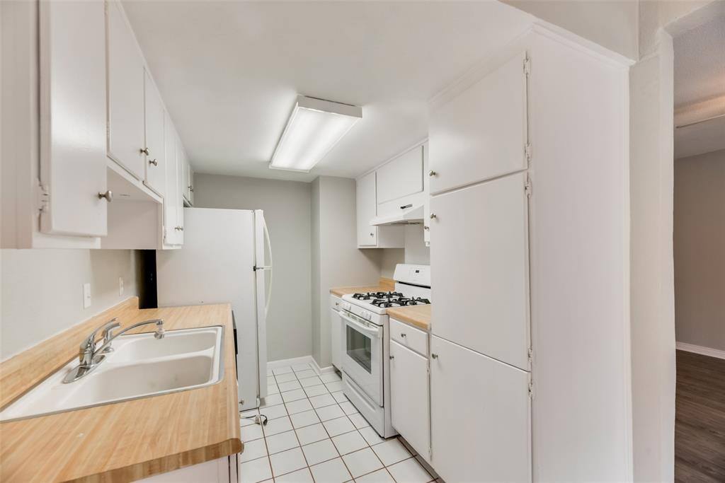 Condo for rent at 15914 Stillwood St #1079, Dallas, TX 75248