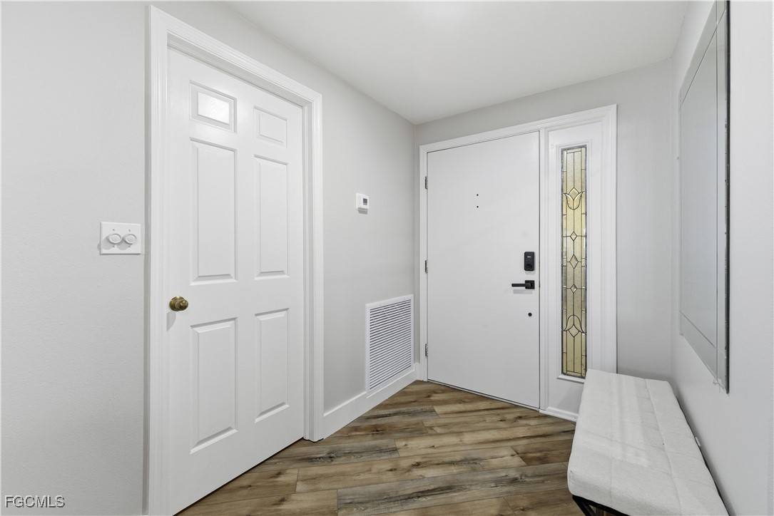 Condo for rent at 1925 Clifford St #101, Fort Myers, FL 33901