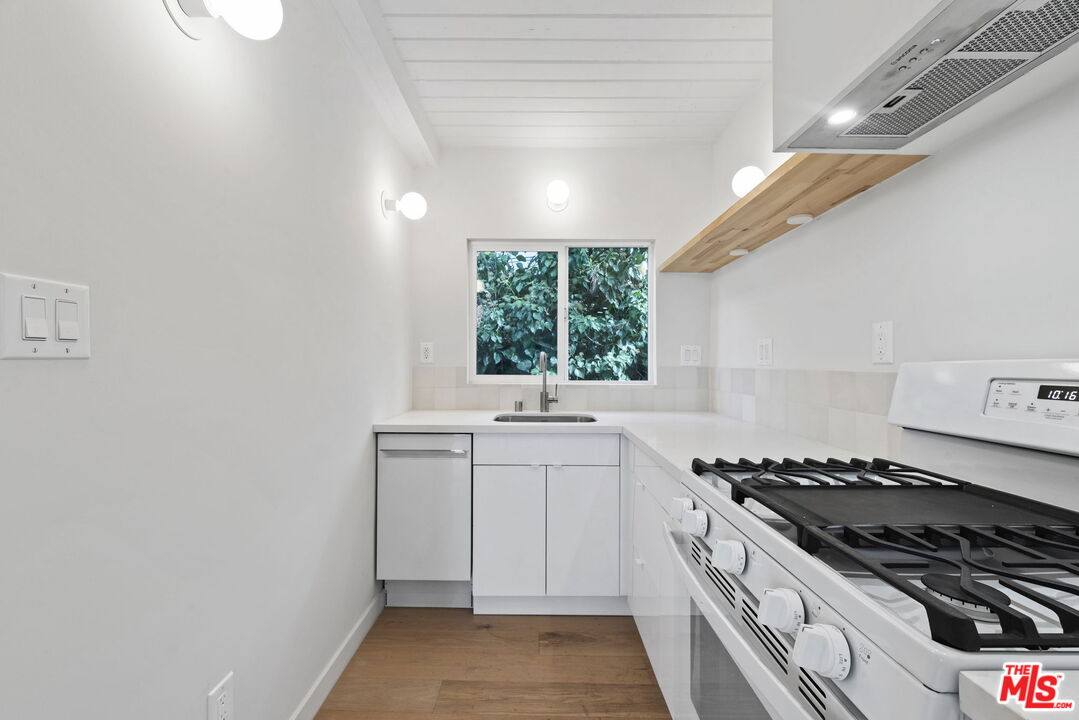 Apartment for rent at 2210 Echo Park Ave #5, Los Angeles, CA 90026
