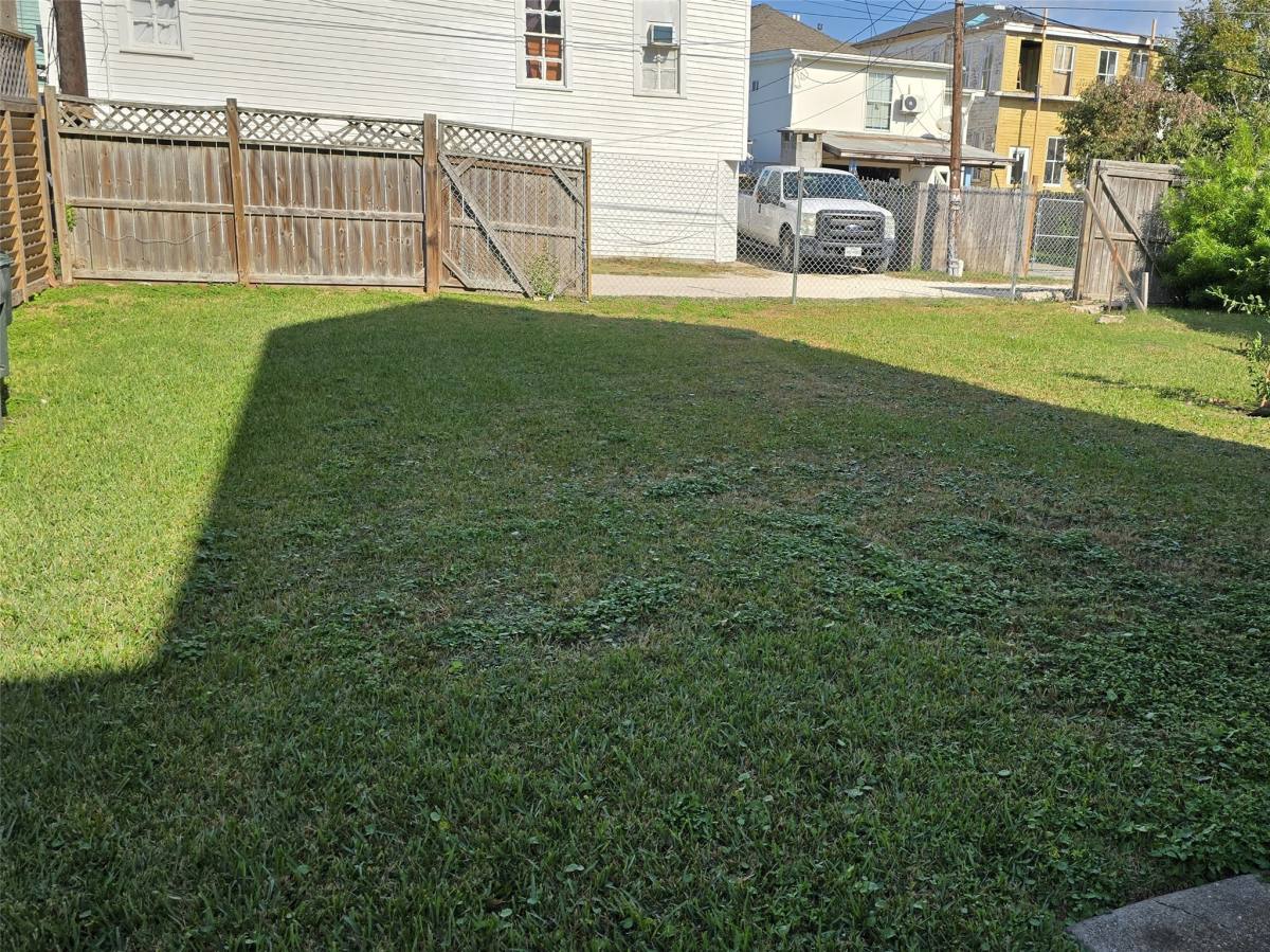 Apartment for rent at 1614 Market St #2, Galveston, TX 77550