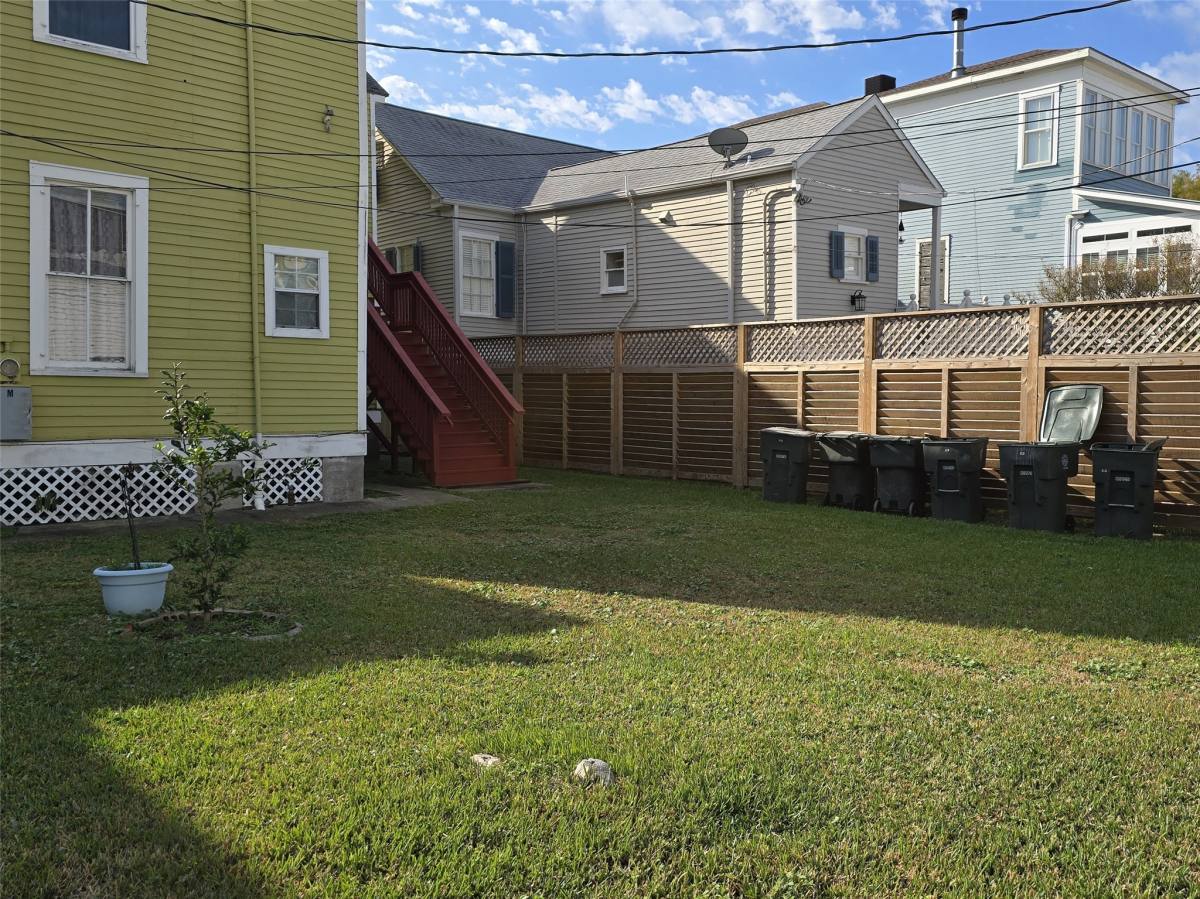 Apartment for rent at 1614 Market St #2, Galveston, TX 77550