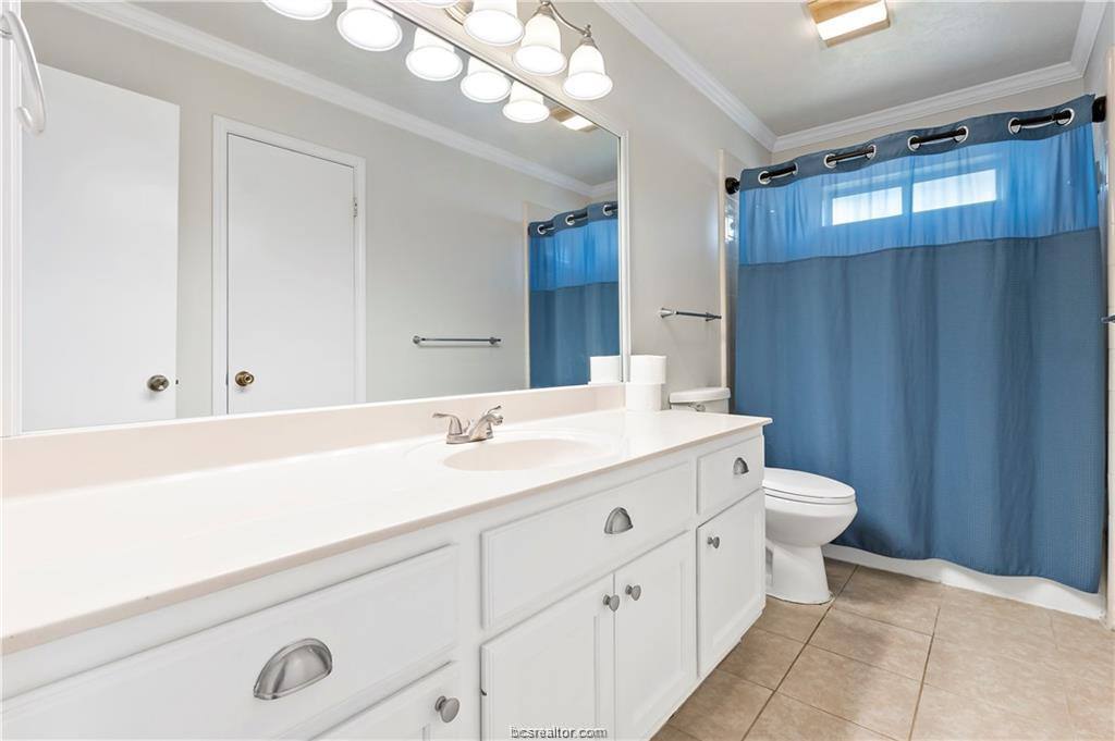 Apartment for rent at 3704 Eastshire Court, Bryan, TX 77802