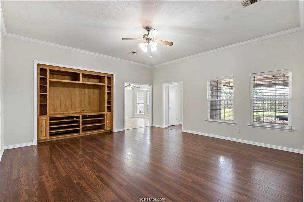 Apartment for rent at 3704 Eastshire Court, Bryan, TX 77802