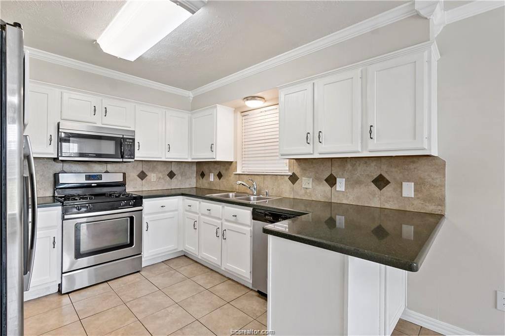 Apartment for rent at 3704 Eastshire Court, Bryan, TX 77802