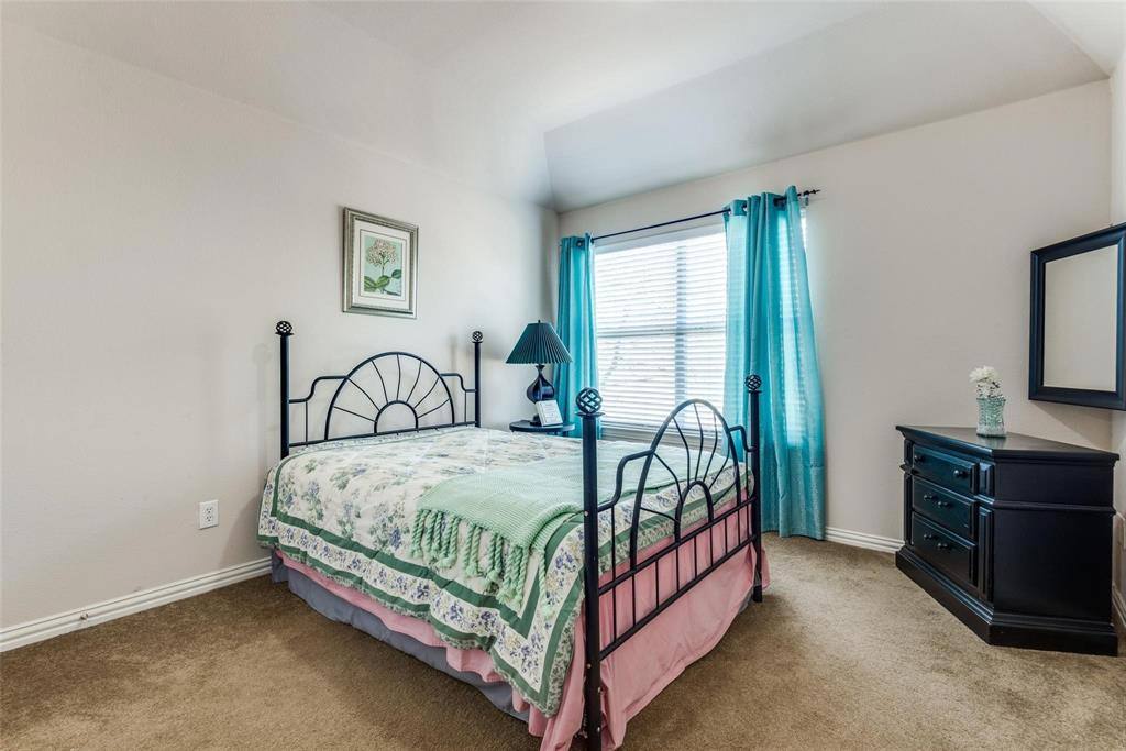 Townhouse for rent at 8730 Manhattan Ave, Plano, TX 75024