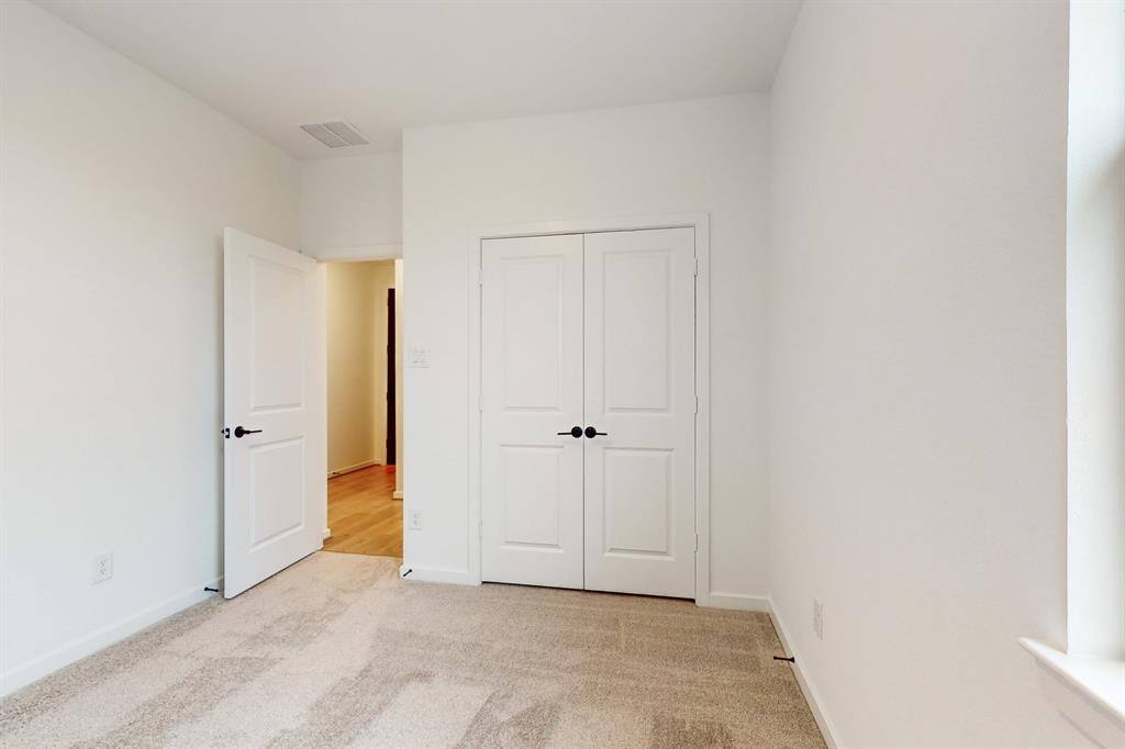Apartment for rent at 21815 Sunshine Cove Lane, Cypress, TX 77433