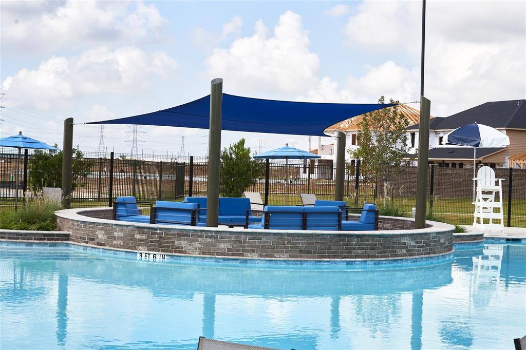 Apartment for rent at 21815 Sunshine Cove Lane, Cypress, TX 77433