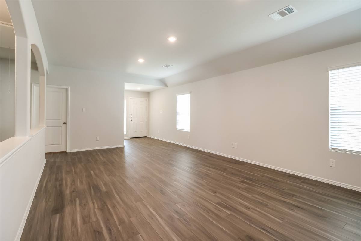 Apartment for rent at 2441 Flathead Dr, Conroe, TX 77384
