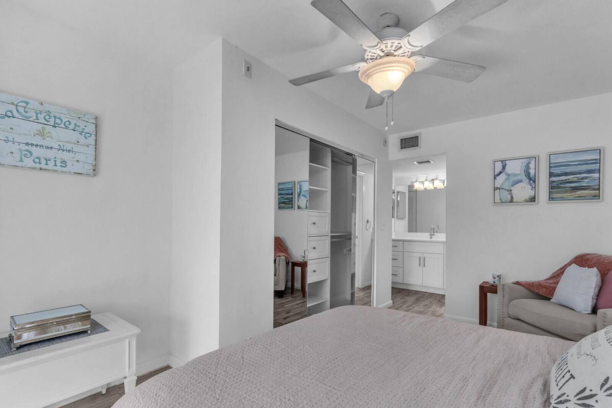 Apartment for rent at 5540 Tamberlane Circle #118, Palm Beach Gardens, FL 33418