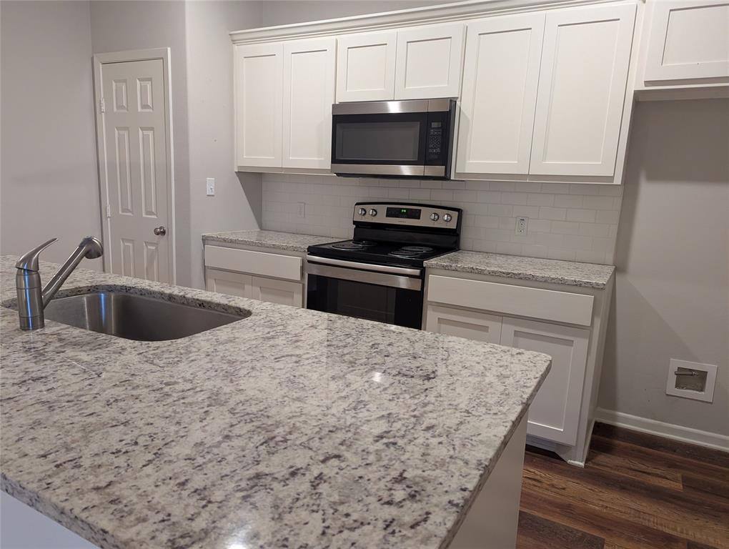 Apartment for rent at 2700 Ginger Court, Sherman, TX 75092