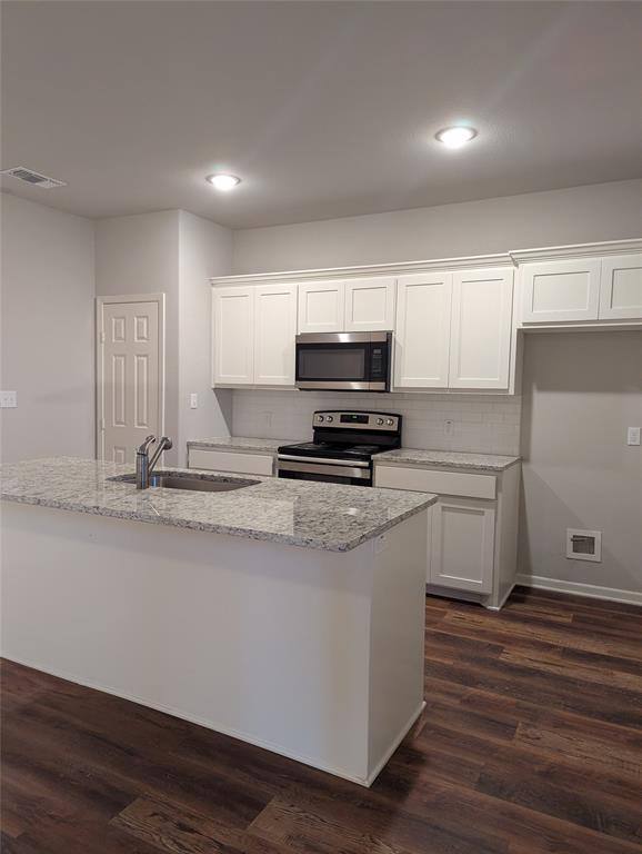 Apartment for rent at 2700 Ginger Court, Sherman, TX 75092