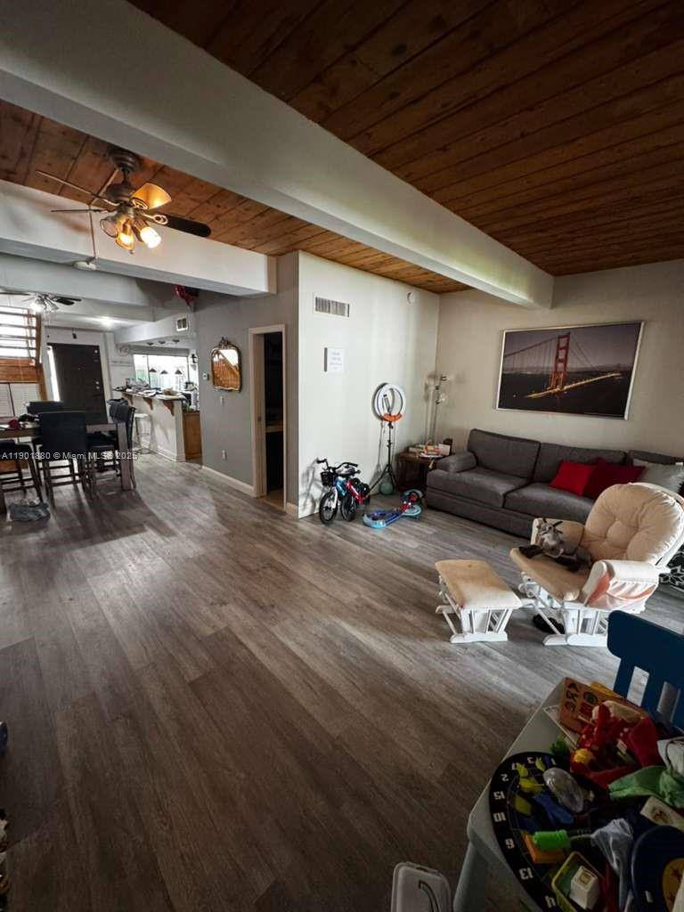 Apartment for rent at 19416 NE 26th Ave #19416111B, Miami, FL 33180