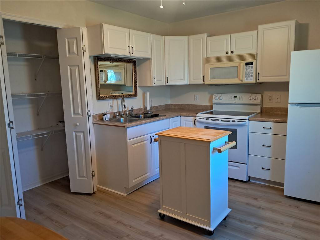 Apartment for rent at 426 Easy St #426, Sebastian, FL 32958