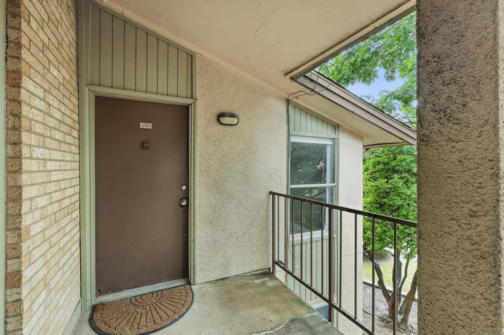 Condo for rent at 12824 Midway Rd #2136, Dallas, TX 75244