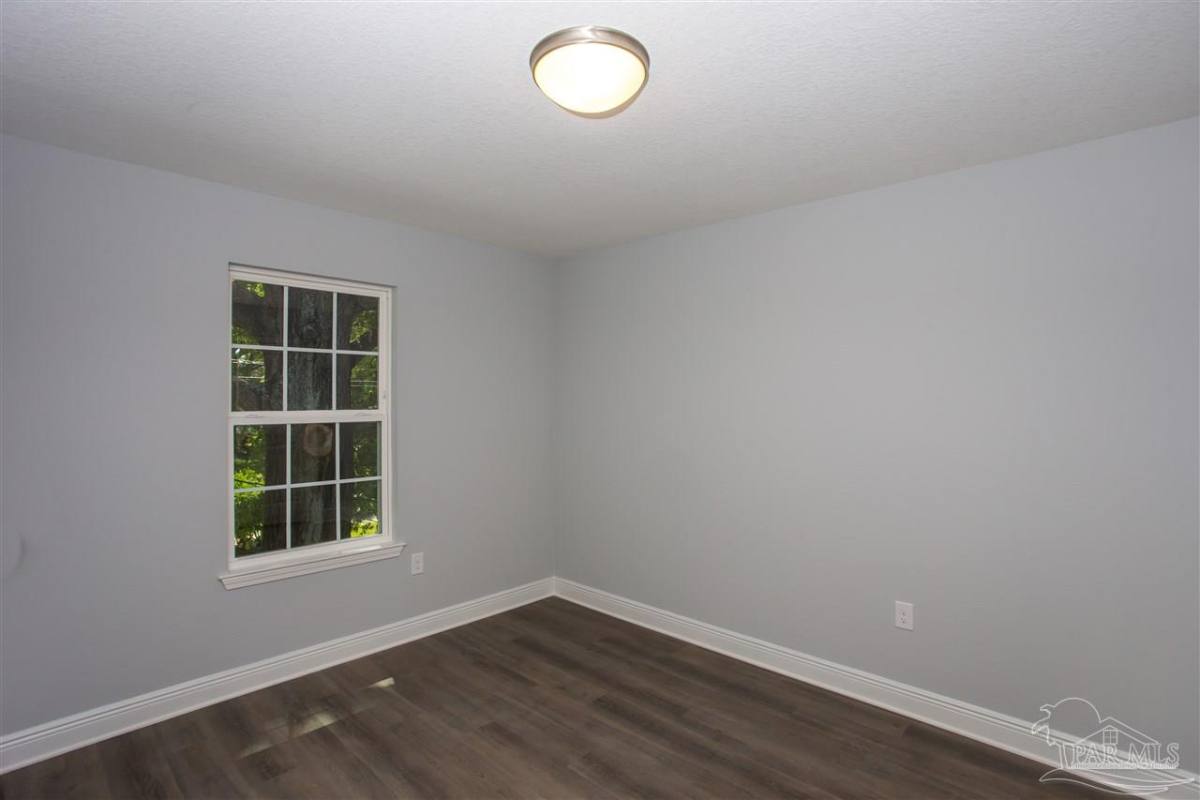 Apartment for rent at 405 N Coyle St #405, Pensacola, FL 32501
