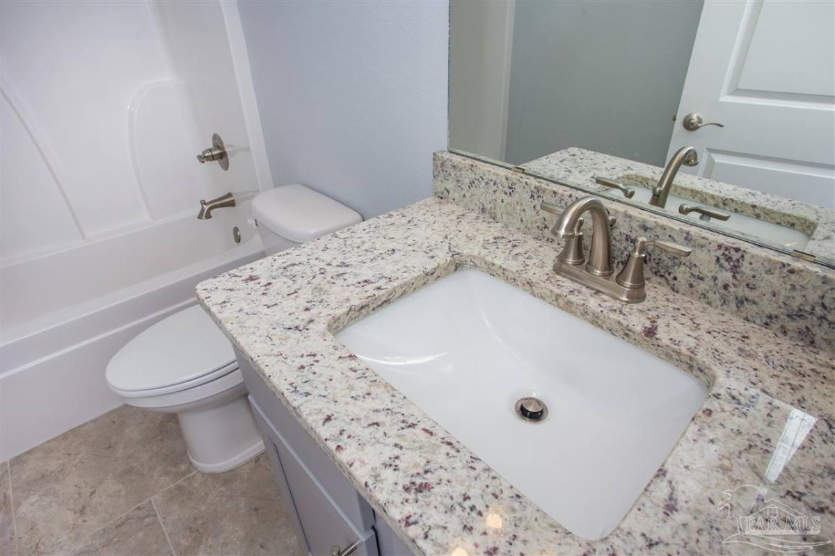 Apartment for rent at 405 N Coyle St #405, Pensacola, FL 32501