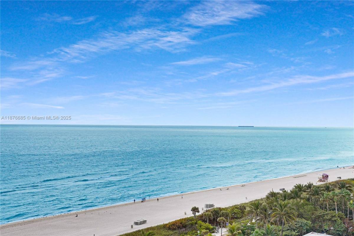 Apartment for rent at 5101 Collins Ave #510114T, Miami Beach, FL 33140