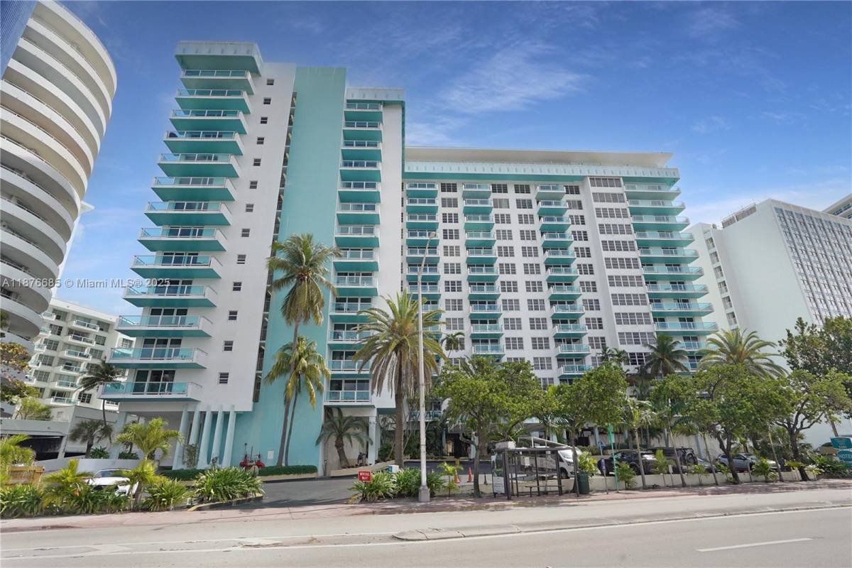Apartment for rent at 5101 Collins Ave #510114T, Miami Beach, FL 33140