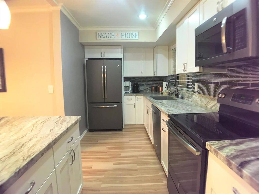 Condo for rent at 911 E Ave #203, Coronado, CA 92118