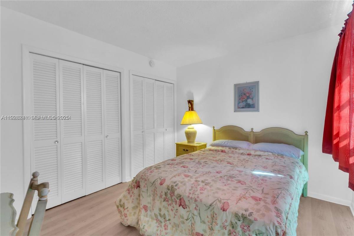 Apartment for rent at 215 SE 3rd Ave #215407B, Hallandale, FL 33009