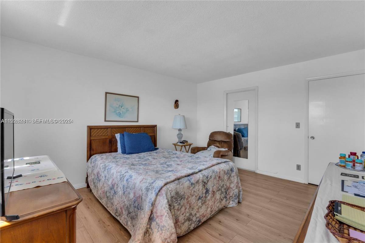 Apartment for rent at 215 SE 3rd Ave #215407B, Hallandale, FL 33009