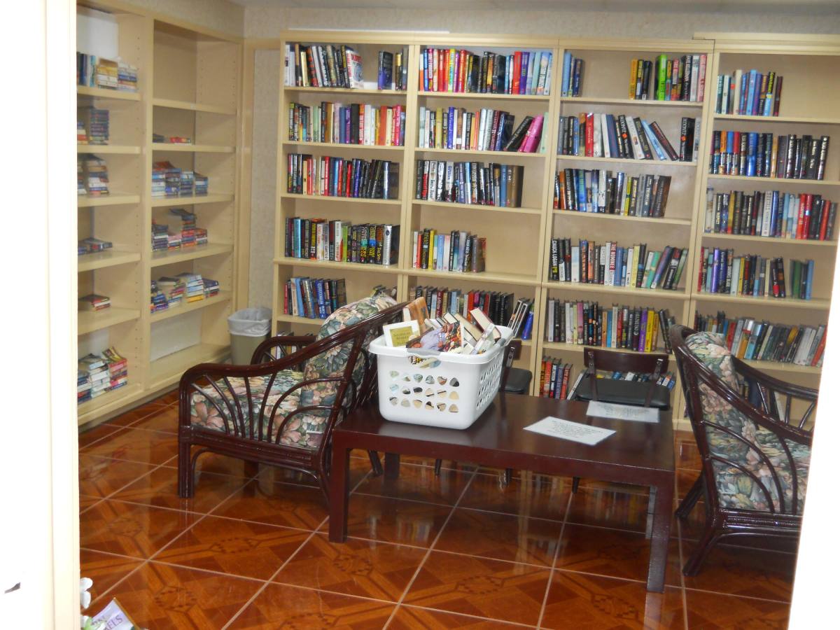 Apartment for rent at 112 Lake Dora Dr #112, West Palm Beach, FL 33411