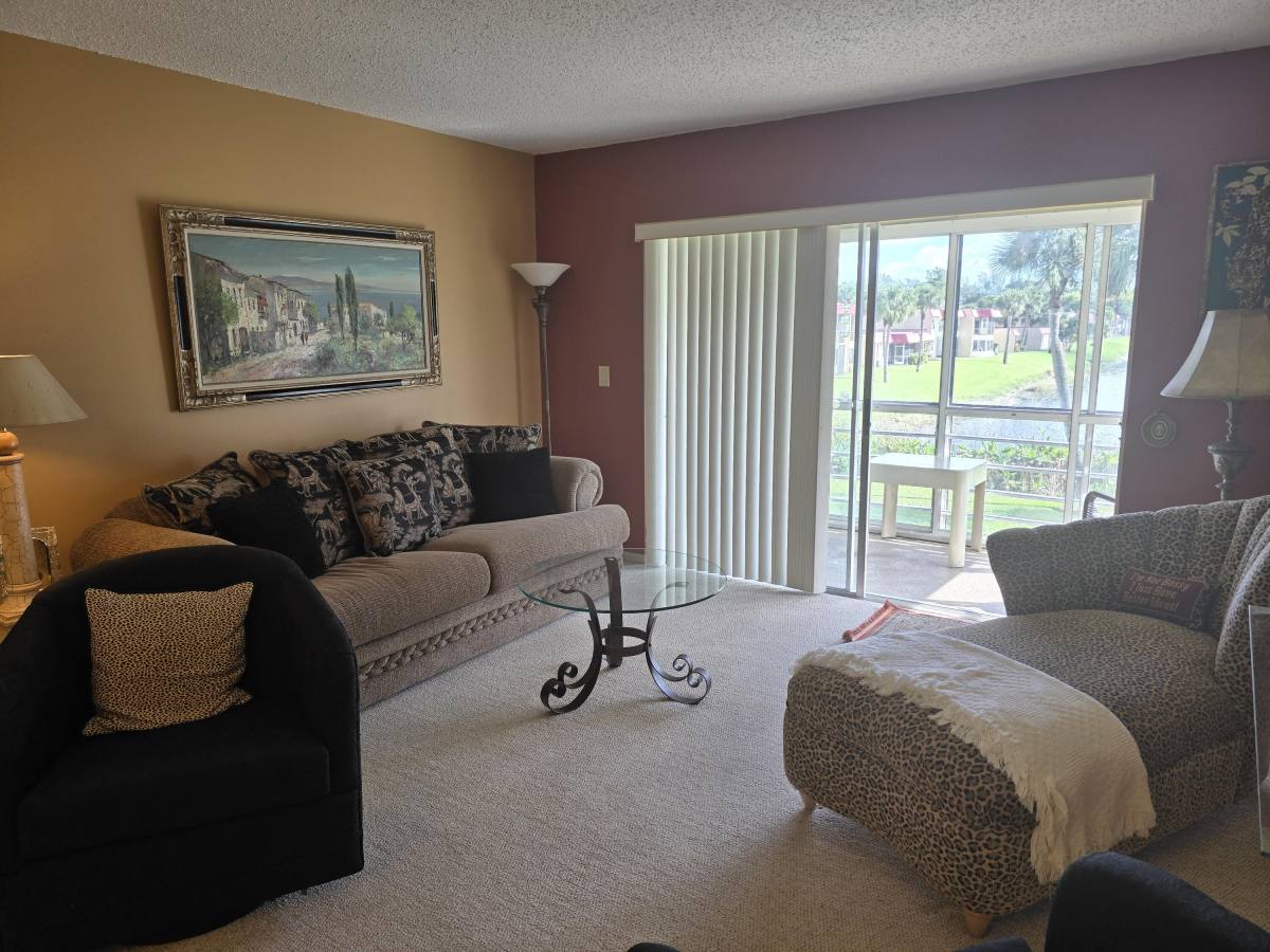 Apartment for rent at 112 Lake Dora Dr #112, West Palm Beach, FL 33411